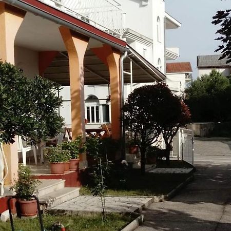 Haus Silvia Hotel Jadranovo Exterior foto